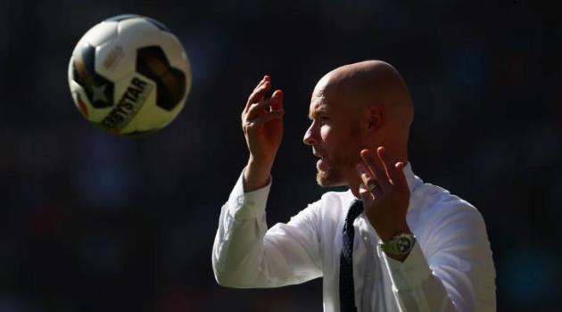Erik ten Hag: Tân thuyền trưởng Bayer Leverkusen - 10 điều thú vị về chiến lược gia người Hà Lan