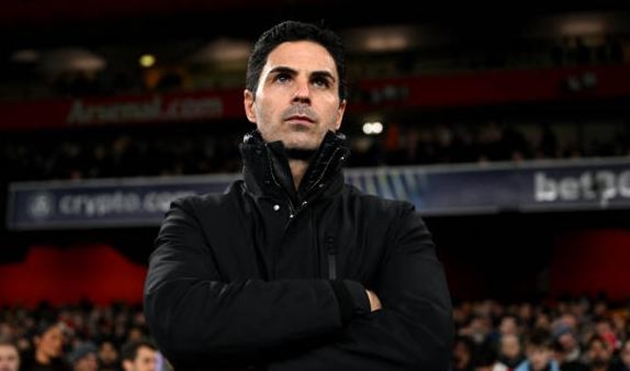 Arsenal: Áp lực chồng chất sau mùa giải thứ ba về nhì liên tiếp