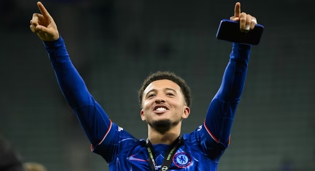 Sancho tỏa sáng rực rỡ, tương lai tại Chelsea vẫn là dấu hỏi lớn