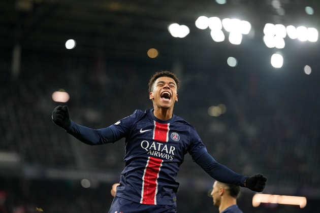 Desire Doue: Từ bị Barcelona từ chối đến ngôi sao sáng của PSG và Champions League