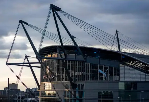 Sân vận động Etihad: Từ đường đua Commonwealth đến biểu tượng của Manchester City