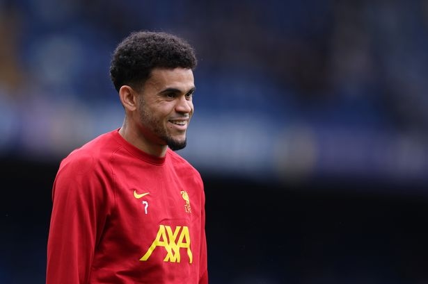 Barcelona chốt thương vụ Rashford, tạm quên Luis Diaz